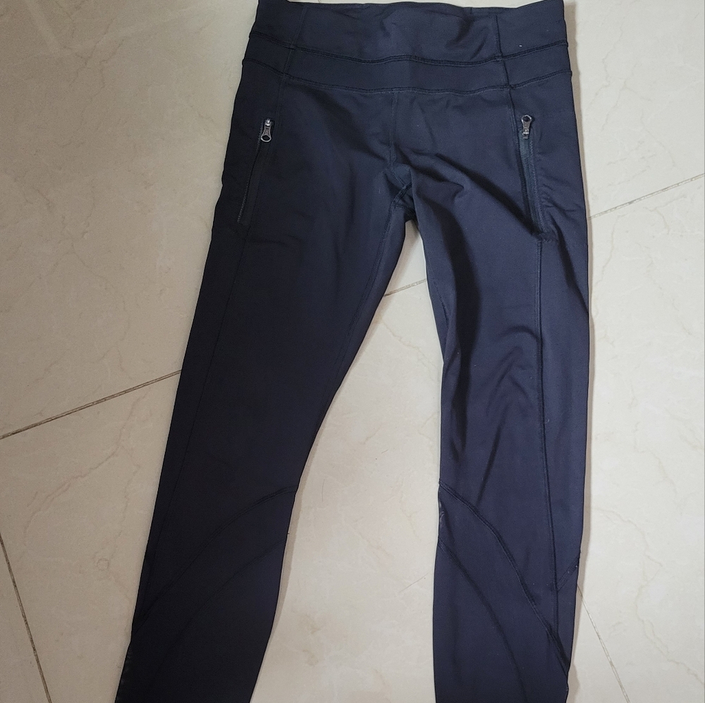 Black Luluemon Inspire Crop Leggings